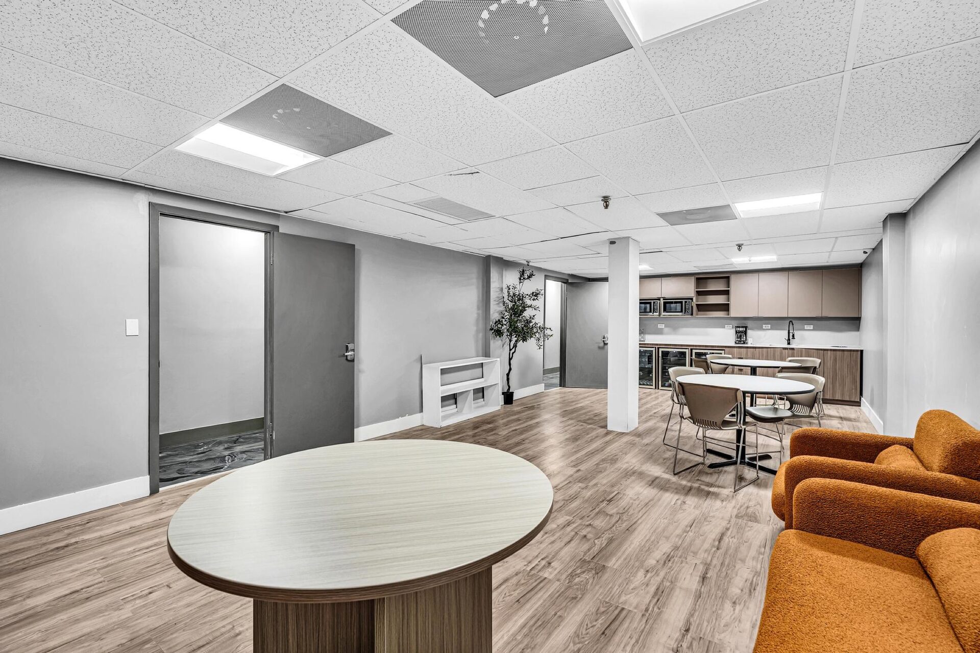 Member break room and lounge at Pompano Executive Rentals