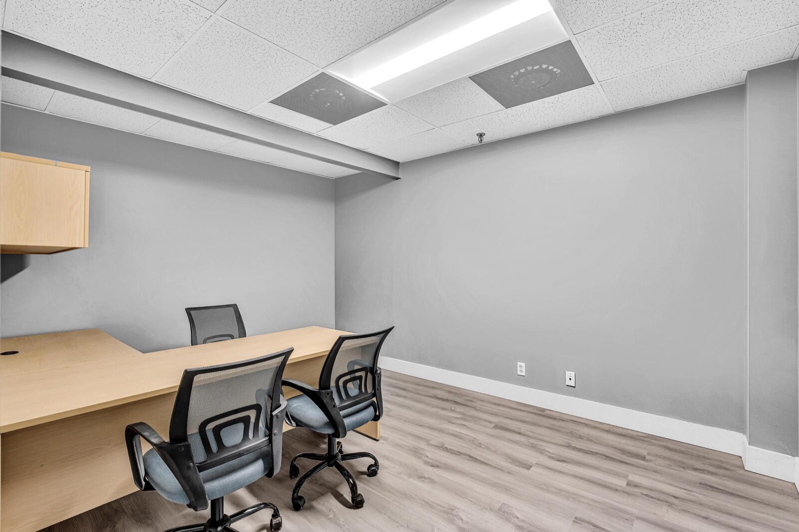 Team office suite for small teams in Pompano Beach FL